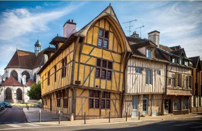 Les Chalets Aux Gites D'Orient Geraudot Ngoại thất bức ảnh